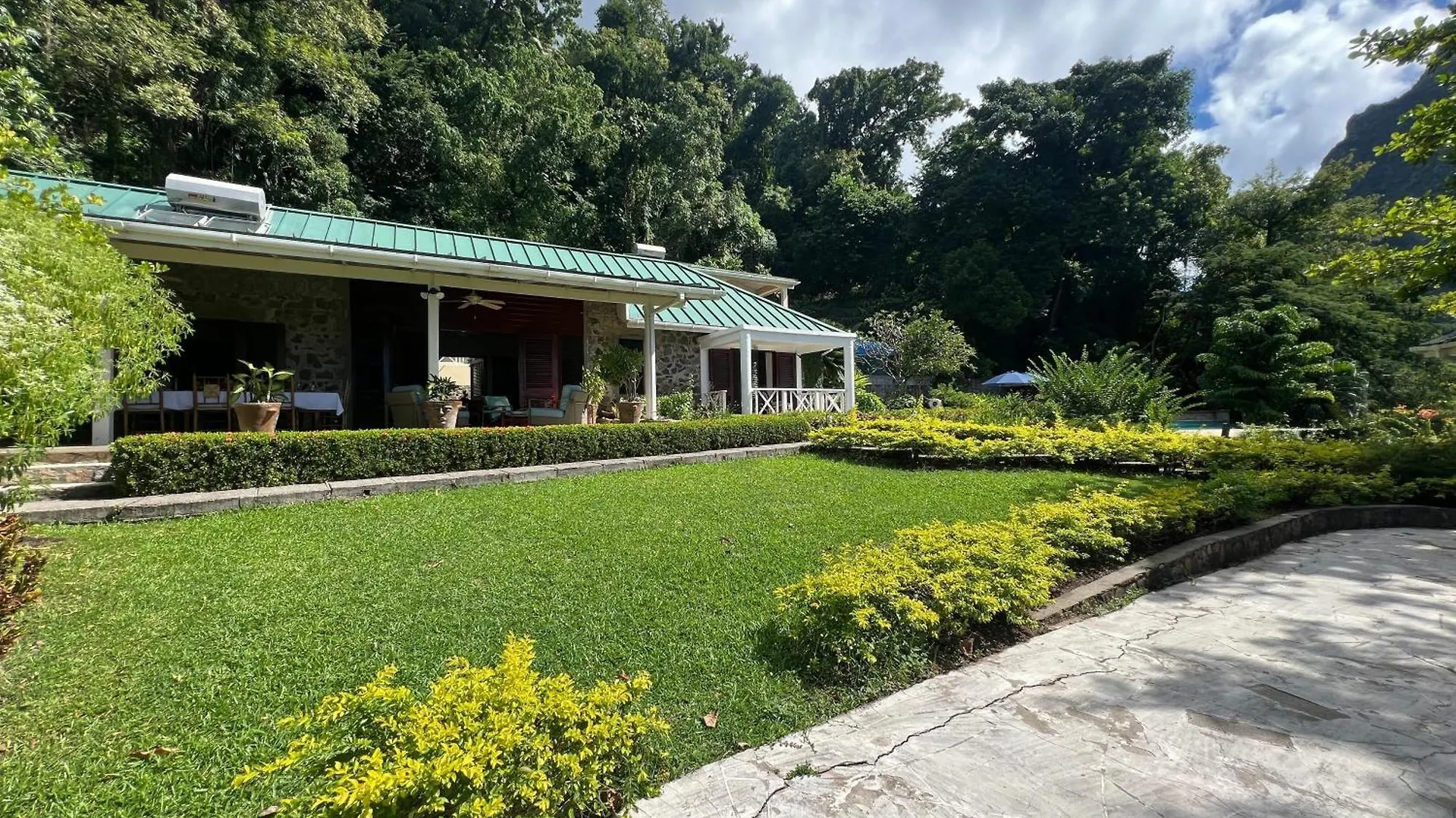 Authentic St, Lucian Experience At Prestigious 2-Bed Villa - Colibri Cottage Villa Soufriere